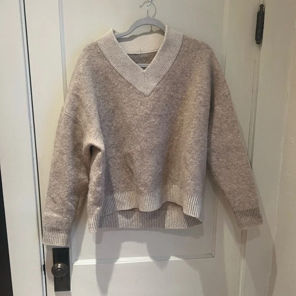 Lululemon V Neck Sweater - Picture 2 of 3